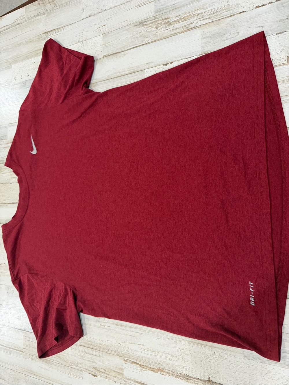 Nike Dri-FIT Red Short Sleeve Athletic Shirt – Size Large